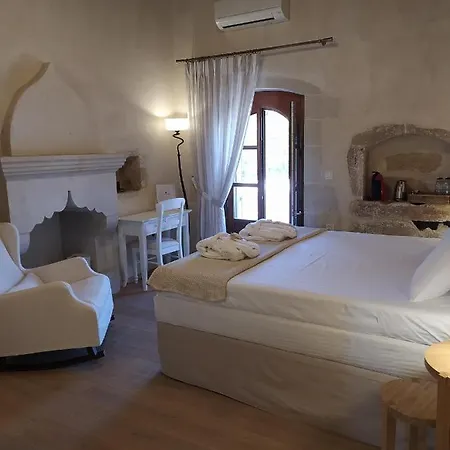 빌라 Wild Violet Villa: An Old Vision Of Luxury Melidhónion
