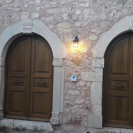 빌라 Wild Violet Villa: An Old Vision Of Luxury Melidhónion